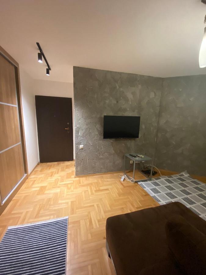 My Place 프리슈티나 외부 사진